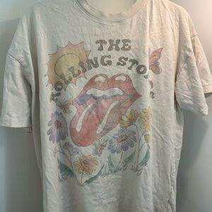 American Eagle Outfitters Cream Kids Tee with Multi-Color Graphic